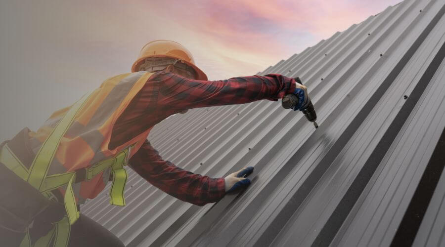 Professional residential roofers in Waverly, OH